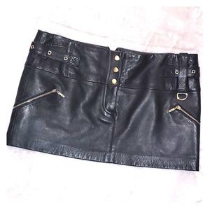 Genuine leather mini skirt